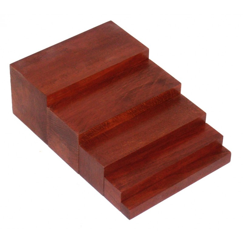 Kleine Braune Treppe