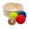 Basket with balls